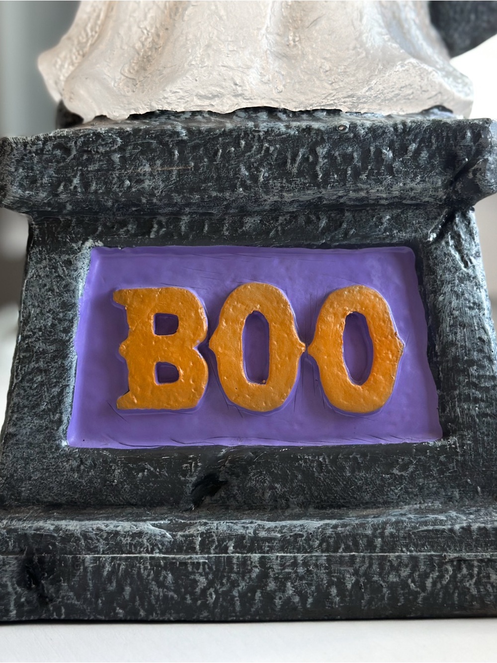 Target Hyde & Eek Hocus Pocus Light Up Ghost Dog Tombstone - Picture 10 of 14